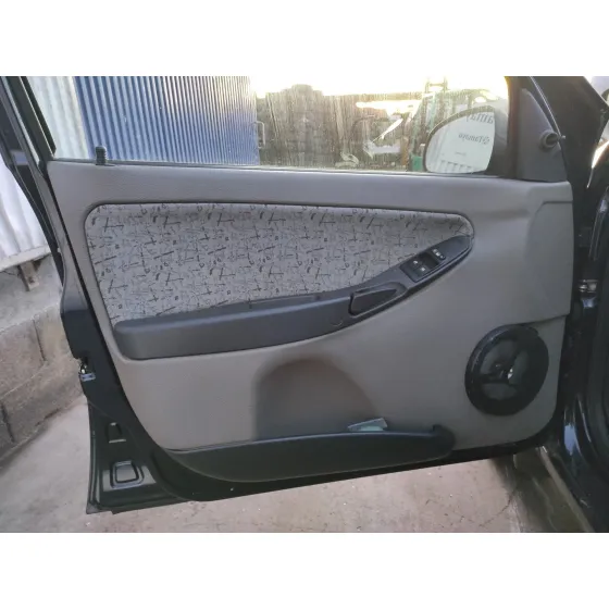 LADA KALINA 2 FLIESSHECK '2009 * AZUL MARINO