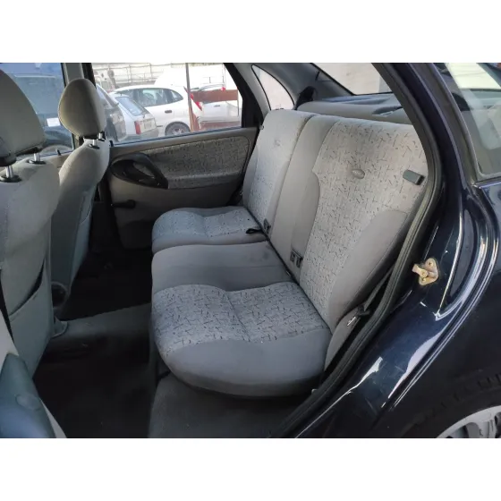 LADA KALINA 2 FLIESSHECK '2009 * AZUL MARINO