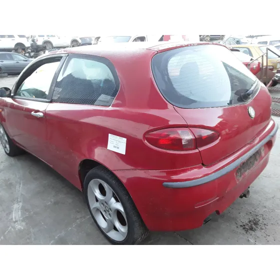 ALFA ROMEO 147 (190) '2004 1.9 JTD CAT ROJO