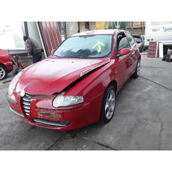 ALFA ROMEO 147 (190) '2004 1.9 JTD CAT ROJO