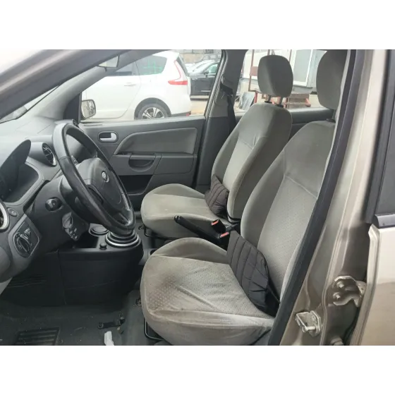 Ford FIESTA V (JH_, JD_) 2001