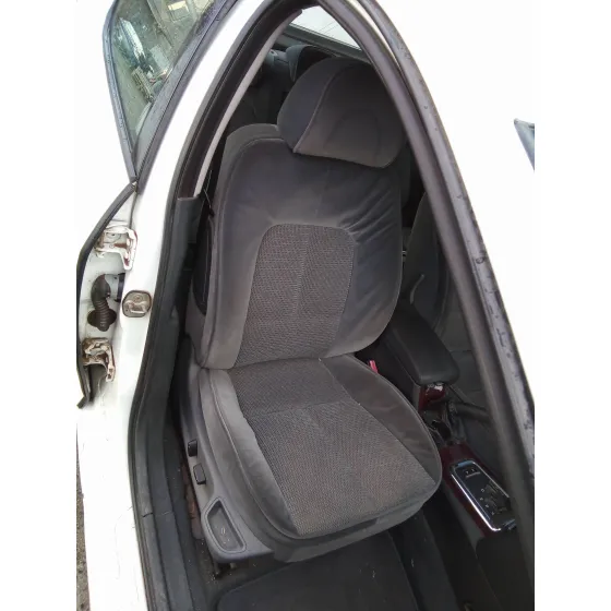 PEUGEOT 407 '2004 2.0 16V HDI FAP CAT (RHR / DW10BTED4) BLANCO