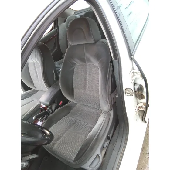 PEUGEOT 407 '2004 2.0 16V HDI FAP CAT (RHR / DW10BTED4) BLANCO
