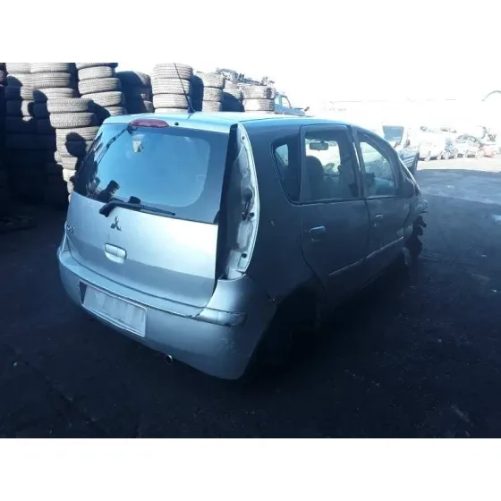 MITSUBISHI COLT BERLINA 3 (CZ) '2007 1.3 INFORM PLATA