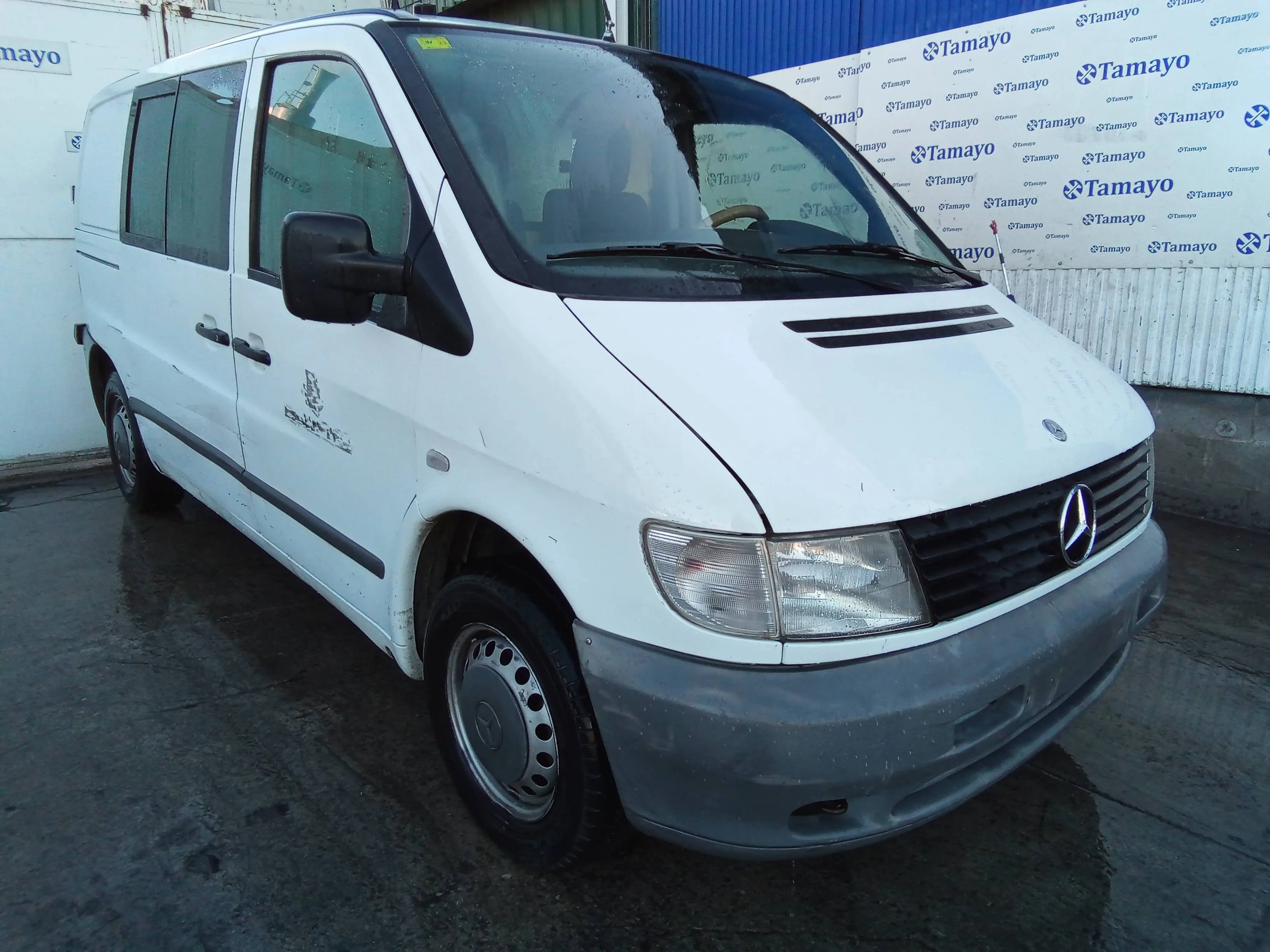 MERCEDES-BENZ VITO (W638) CAJA CERRADA MERCEDES VITO (W638) CAJA CERRADA '2002 * BLANCO 1996