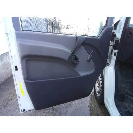 MERCEDES VITO (W638) CAJA CERRADA '2002 * BLANCO