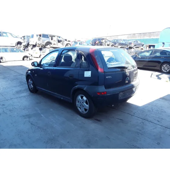 OPEL CORSA C '2002 CORSA C NEGRO