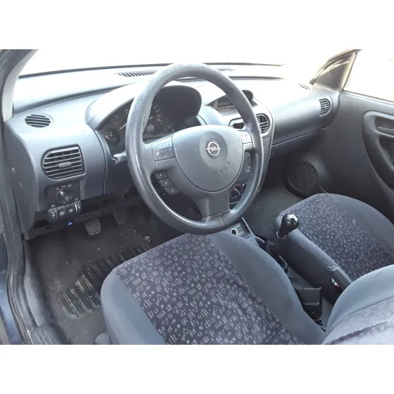 OPEL CORSA C '2002 CORSA C NEGRO