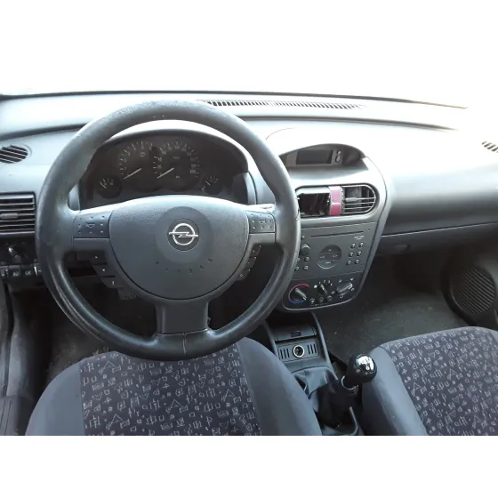 OPEL CORSA C '2002 CORSA C NEGRO