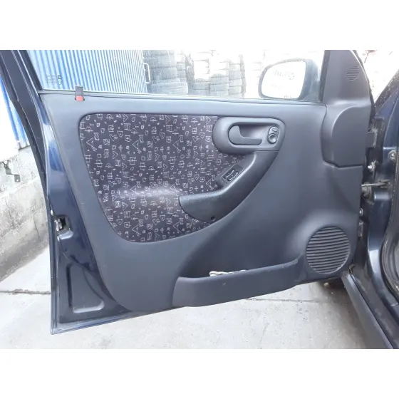 OPEL CORSA C '2002 CORSA C NEGRO