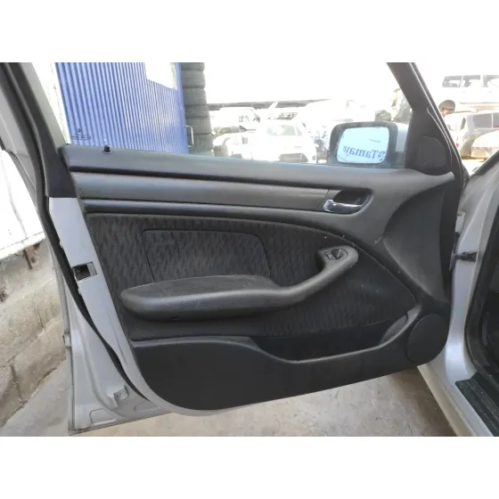 BMW SERIE 3 BERLINA (E46) '2001 2.0 16V DIESEL CAT PLATA