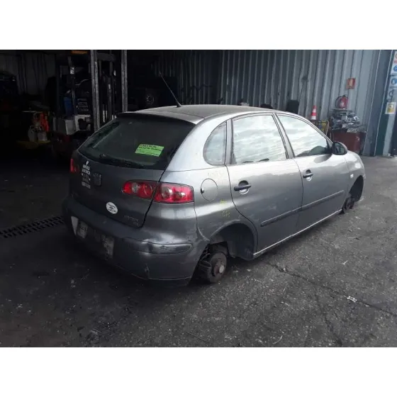 SEAT IBIZA (6L1) '2004 1.9 TDI GRIS OSCURO
