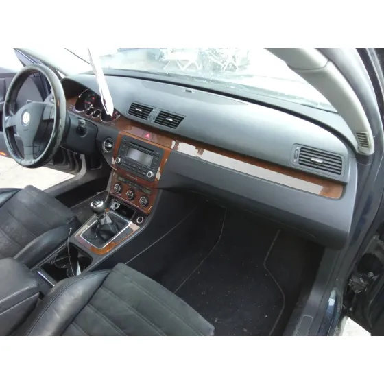 VOLKSWAGEN PASSAT BERLINA (3C2) '2005 2.0 TDI AZUL MARINO