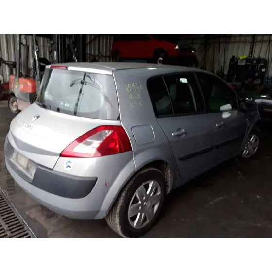 RENAULT MEGANE II BERLINA 5P '2005 AUTHENTIQUE GRIS