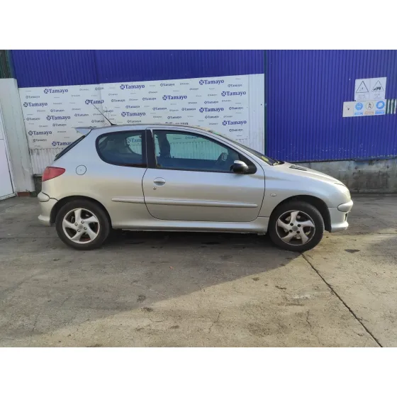 PEUGEOT 206 BERLINA '2003 * GRIS