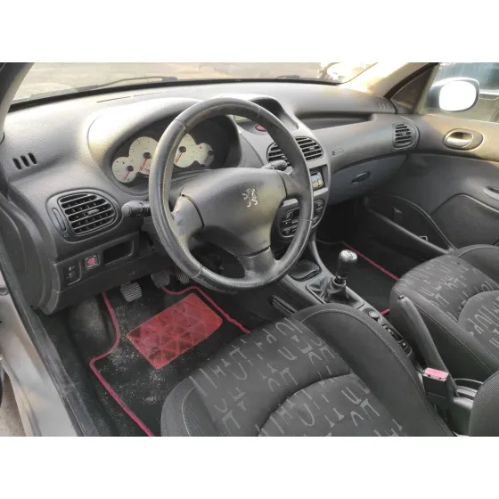 PEUGEOT 206 BERLINA '2003 * GRIS