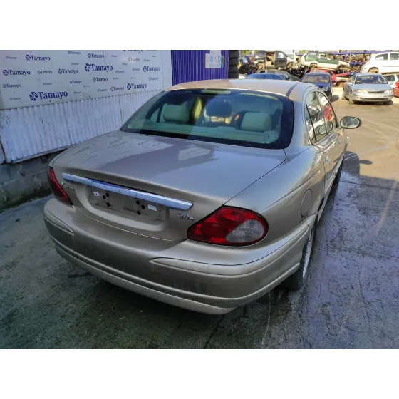 JAGUAR X-TYPE '2004 2.0 DIESEL CAT DORADO