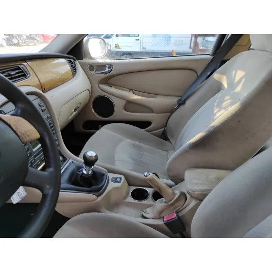 JAGUAR X-TYPE '2004 2.0 DIESEL CAT DORADO
