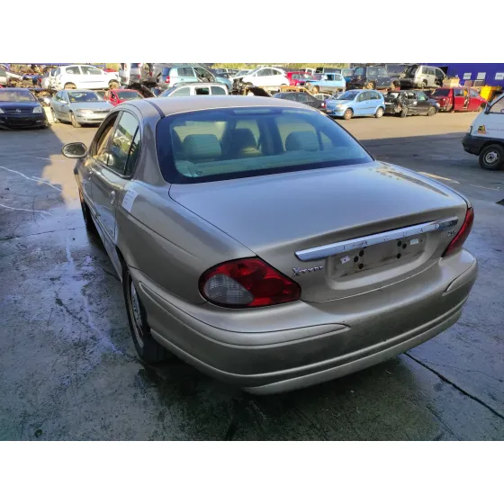 JAGUAR X-TYPE '2004 2.0 DIESEL CAT DORADO