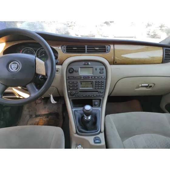 JAGUAR X-TYPE '2004 2.0 DIESEL CAT DORADO