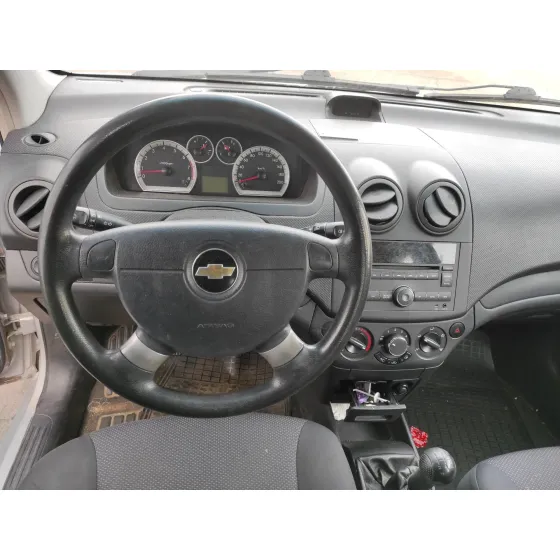 CHEVROLET AVEO '2010 1.2 CAT PLATA