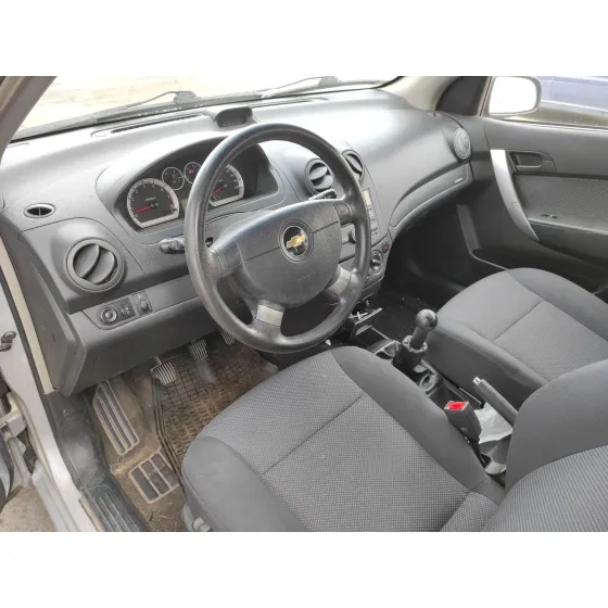 CHEVROLET AVEO '2010 1.2 CAT PLATA