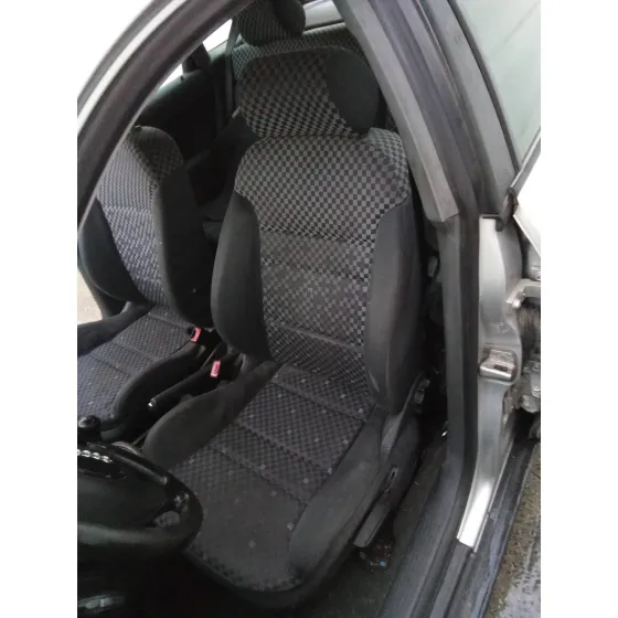 AUDI A3 (8L) '2000 1.6 PLATA