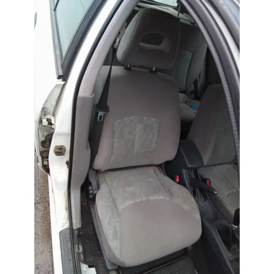 NISSAN ALMERA (N16/E) '2001 1.8 16V CAT BLANCO