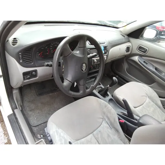 NISSAN ALMERA (N16/E) '2001 1.8 16V CAT BLANCO