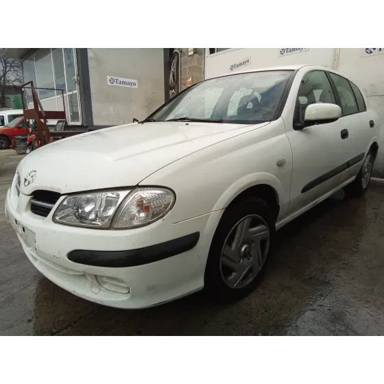 NISSAN ALMERA (N16/E) '2001 1.8 16V CAT BLANCO