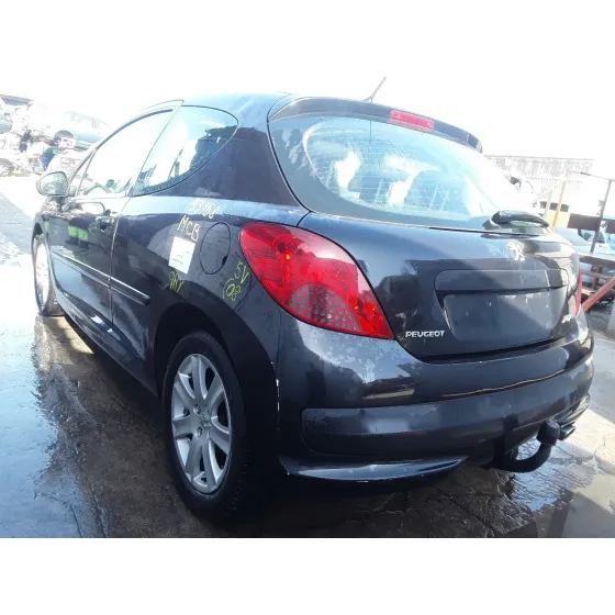 PEUGEOT 207 '2008 1.6 HDI NEGRO