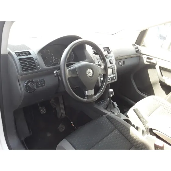 VOLKSWAGEN TOURAN (1T2) '2008 * BLANCO