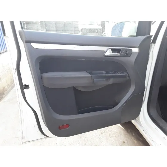 VOLKSWAGEN TOURAN (1T2) '2008 * BLANCO