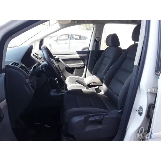 VOLKSWAGEN TOURAN (1T2) '2008 * BLANCO