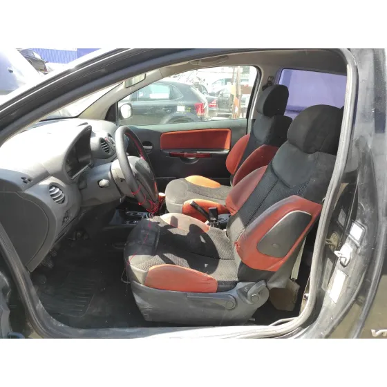 CITROEN C2 '2004 VTR NEGRO