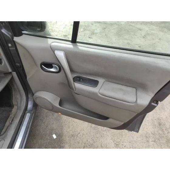 RENAULT SCENIC II '2005 GRAND SCENIC II GRIS OSCURO