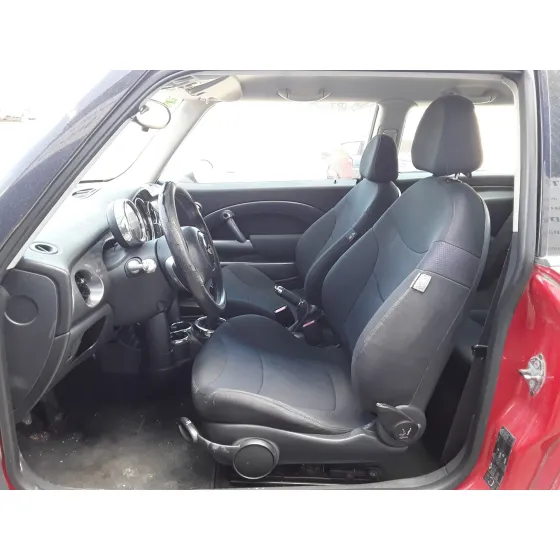 BMW MINI (R50,R53) '2006 * ROJO