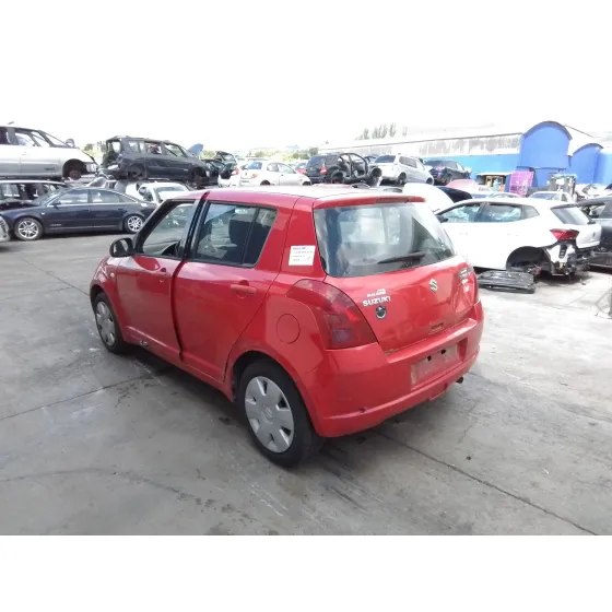 SUZUKI SWIFT BERLINA (MZ) '2007 * ROJO