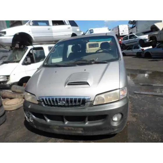 HYUNDAI H 1 '2004 2.5 CRDI CAT MARRON