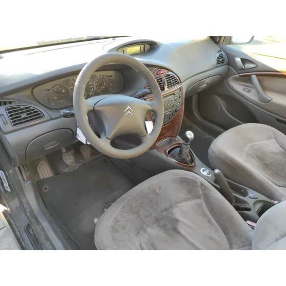 CITROEN C5 BERLINA '2003 2.0 HDI GRIS
