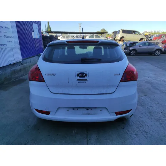 KIA CEE'D '2010 * BLANCO