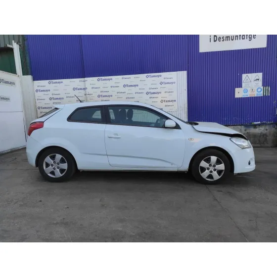 KIA CEE'D '2010 * BLANCO