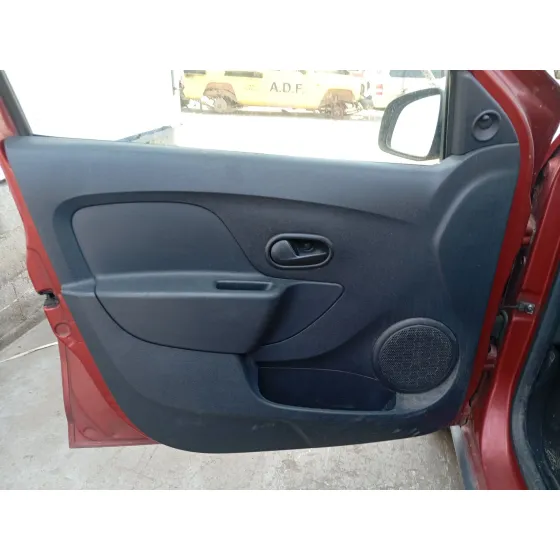 Dacia SANDERO II (B8_) 2012