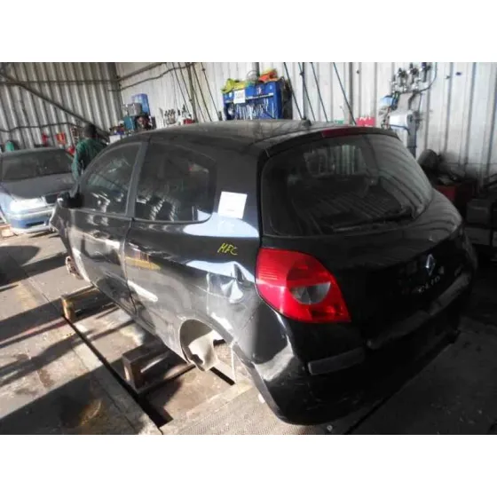 RENAULT CLIO III '2006 1.5 DCI DIESEL NEGRO