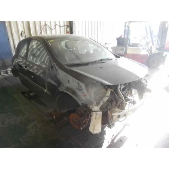 RENAULT CLIO III '2006 1.5 DCI DIESEL NEGRO