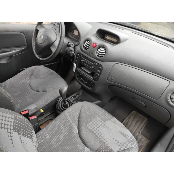 CITROEN C2 '2004 1.4 HDI NEGRO