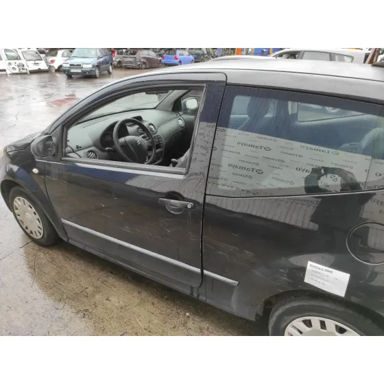 CITROEN C2 '2004 1.4 HDI NEGRO