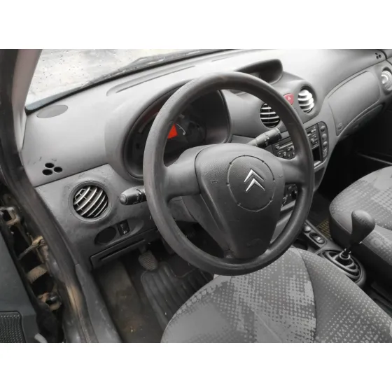 CITROEN C2 '2004 1.4 HDI NEGRO