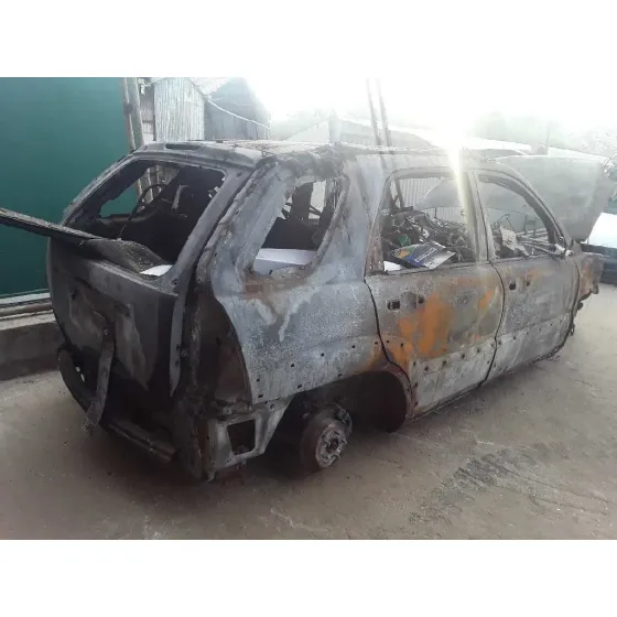 KIA SPORTAGE '2004 2.0 CRDI QUEMADO