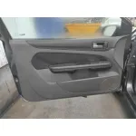 FORD FOCUS BERLINA (CAP) FORD FOCUS BERLINA (CAP) '2006 * GRIS OSCURO 2004
